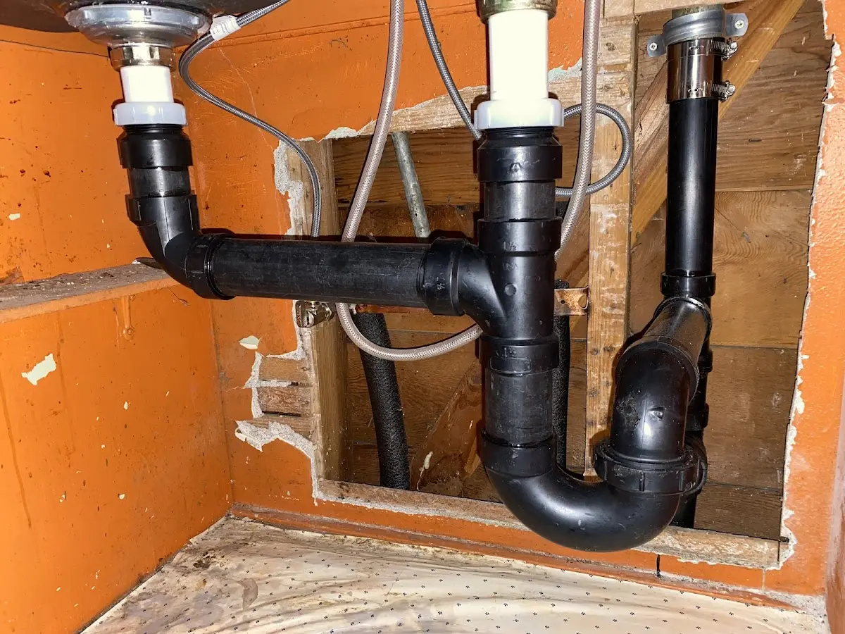 Professional Pipe Bursting equipment and tools on the job in Converse